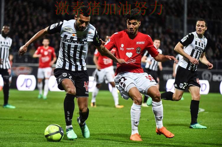 欧联杯焦点战对手防线彻底崩盘